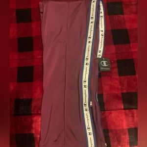 Maroon champion track pants Large women’s with tags